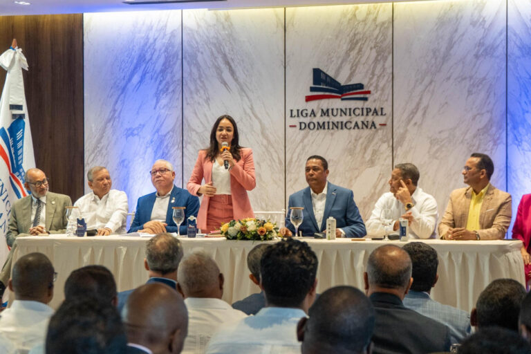 Ministerio de Interior y Policía coordina acciones con los alcaldes para garantizar la seguridad ciudadana