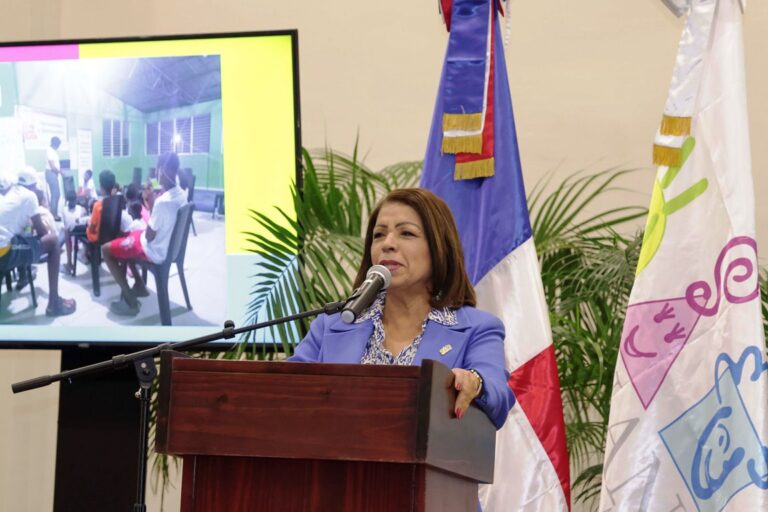 Estrategia del CONANI de educación sexual comunitaria impacta a cientos de familias durante pilotaje en tres provincias