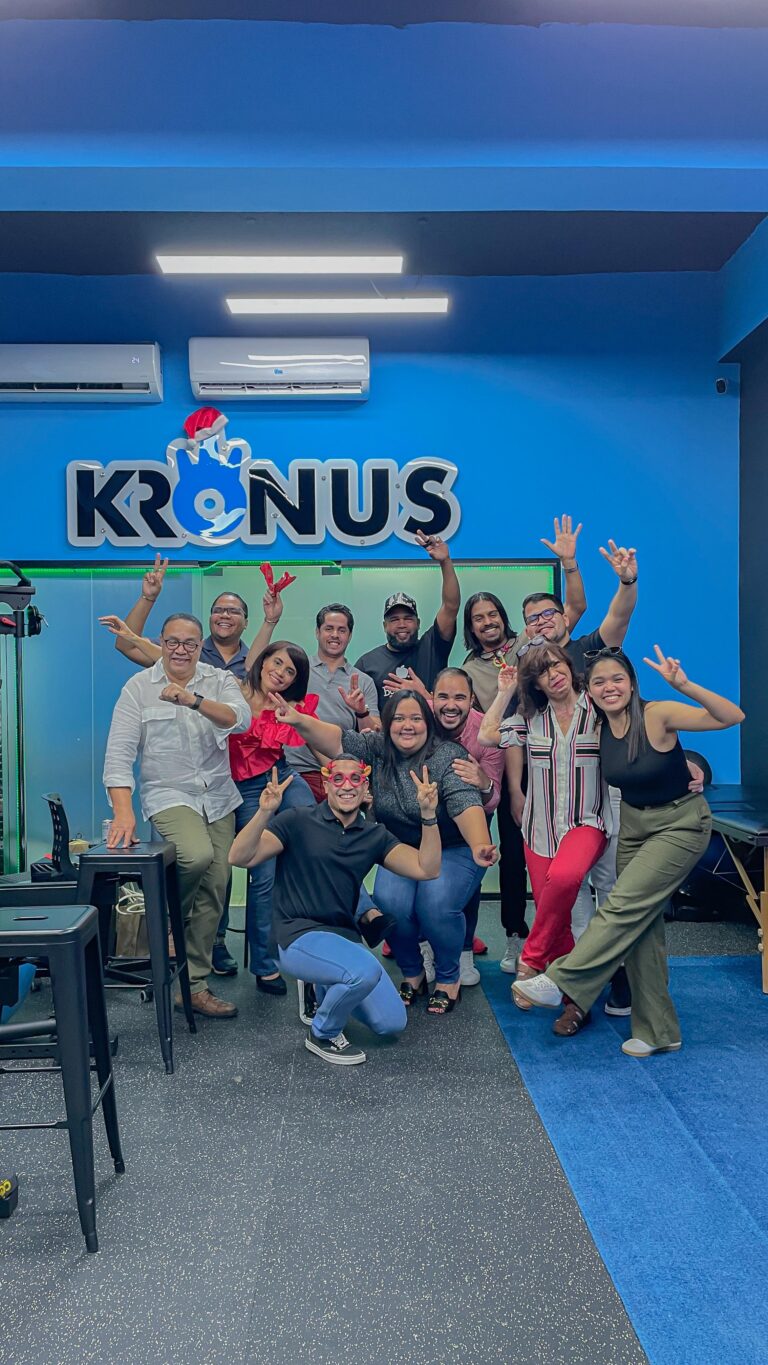 Kronus Fitness celebra un encuentro Navideño destacando su compromiso con el bienestar integral
