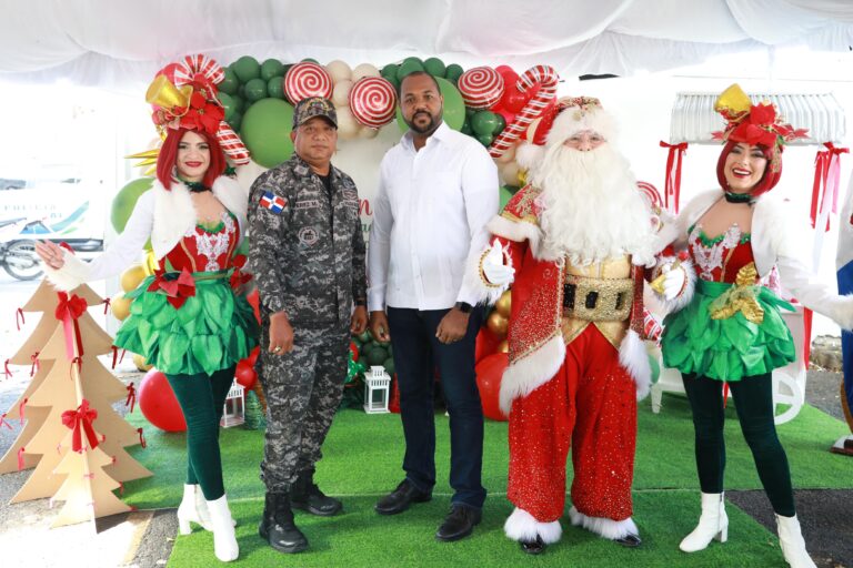 INDOTEL fortalece seguridad ciudadana dotando de internet y equipos tecnológicos al destacamento de María Auxiliadora