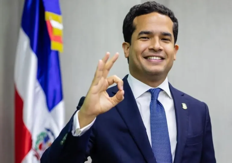 El senador Omar Fernández en Washington, D.C., en la toma de posesión de Donald Trump