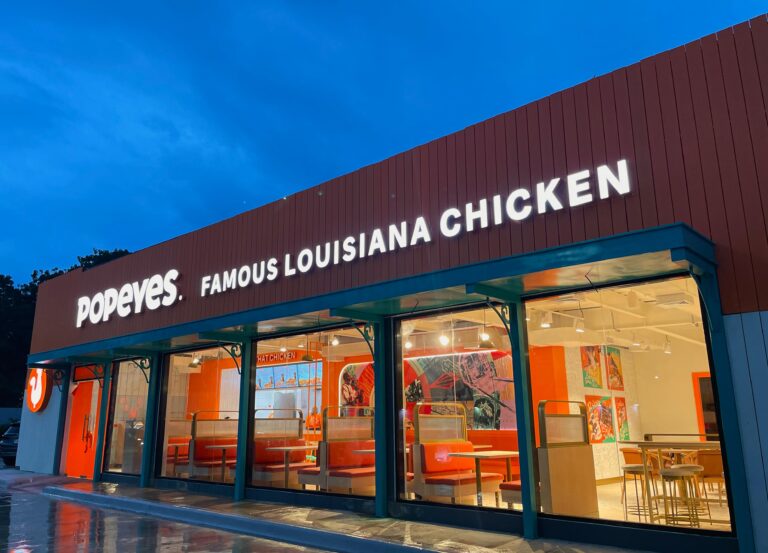 Popeyes® abre su cuarto restaurante en la provincia La Vega