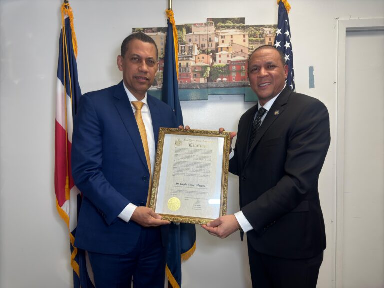 Presidente del INDOTEL es reconocido en Nueva York por su liderazgo en telecomunicaciones