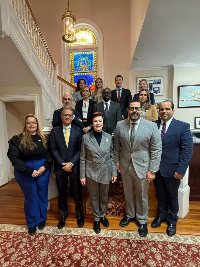 Panel New Nearshoring y la Industria Biomédica marca la agenda en Domincans on the Hill