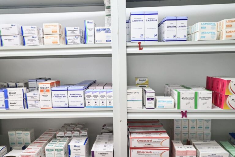 SNS implementa sistema gestión de medicamentos SALMI en 54 hospitales