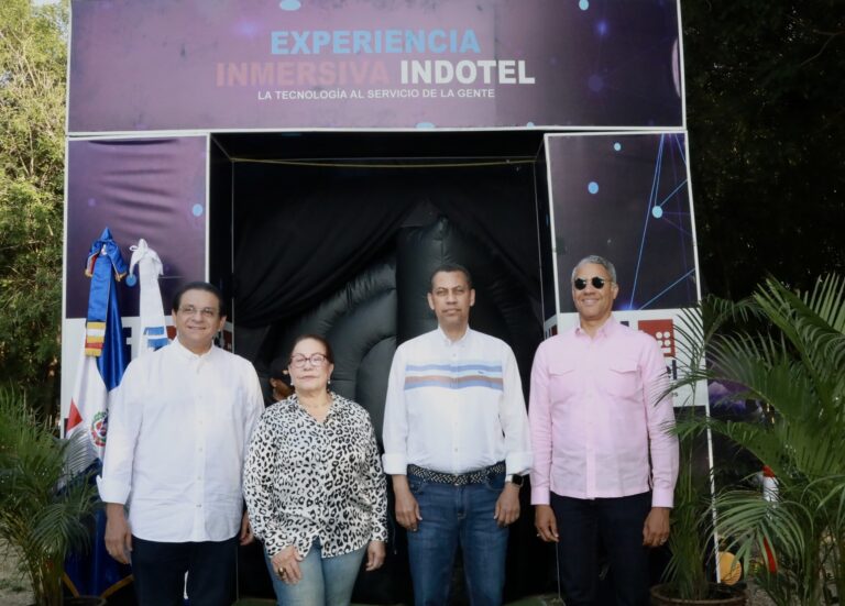 INDOTEL lleva tecnología a santiagueros con Domo Inmersivo