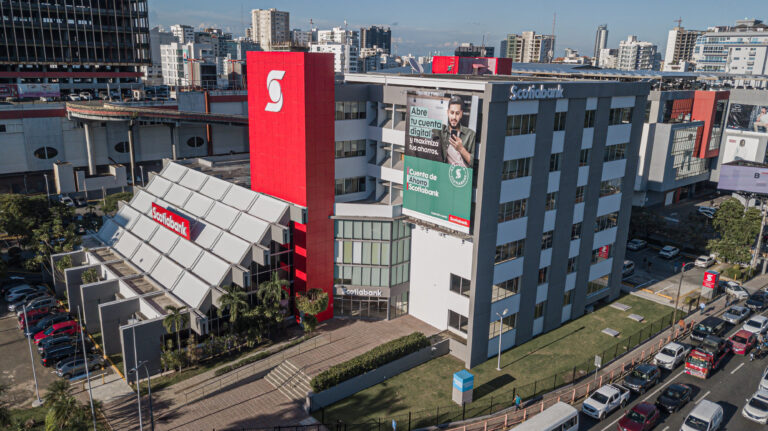 Scotiabank República Dominicana recibe calificación “AAA” de Feller Rate con perspectiva “Estable”
