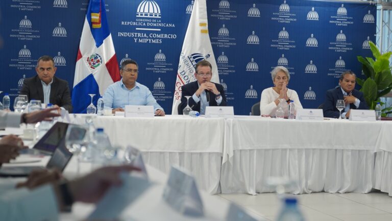 Ministerio de Industria, Comercio y Mipymes convoca a sector público y privado ante anuncio arancelario de EE. UU.; activa mesas intersectoriales