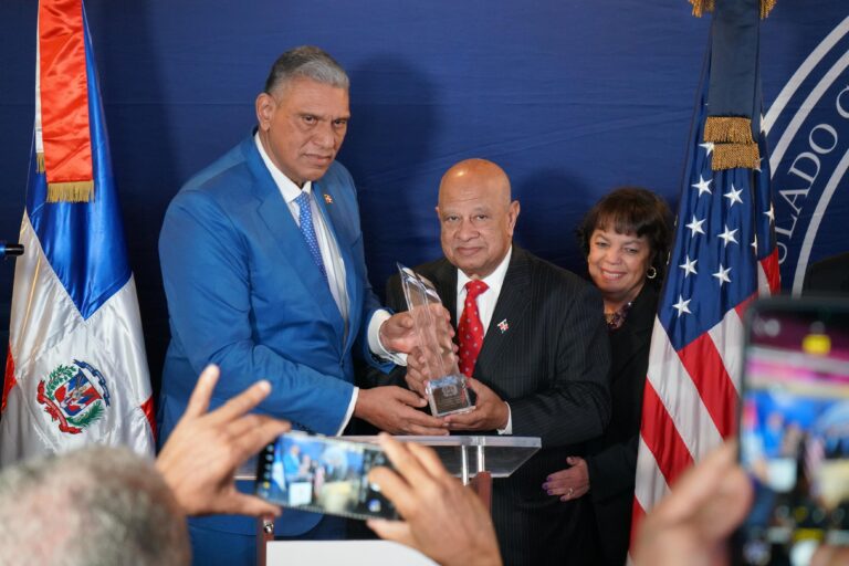 El Consulado Dominicano en Nueva York rinde homenaje al Dr. Rafael Lantigua por su destacada trayectoria profesional y social