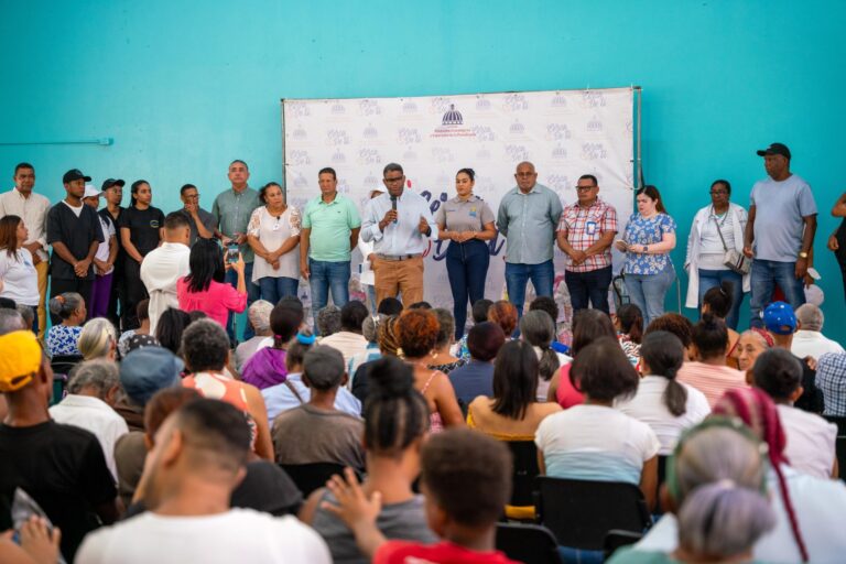 Propeep inicia en Los Barrancones de SDE intervención de los barrios de la ribera del Río Ozama con acciones sociales