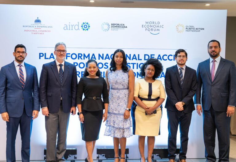 República Dominicana fortalece la gobernanza de su Plataforma Nacional de Acción sobre los Plásticos con la presentación de su Secretaría Técnica